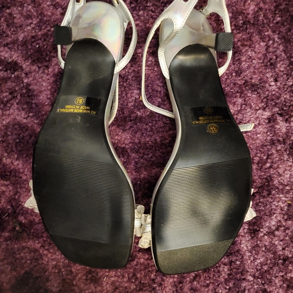 Never Worn Adorable Heels - Picture 2 of 2